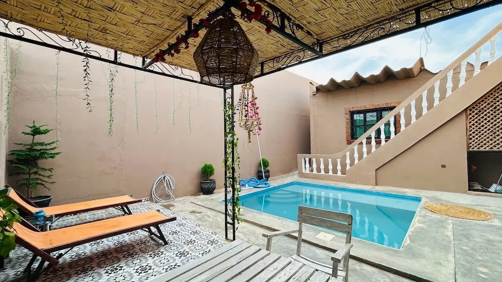 Maison d'hôtes avec terrasse – Secteur Route d'Amizmiz, Marrakech – maison a louer lalla takerkoust83
