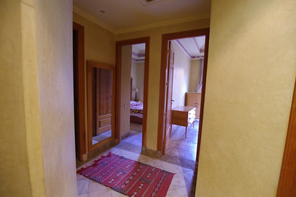 appartement F4 rez de jardin palmeraie village - Photo 11
