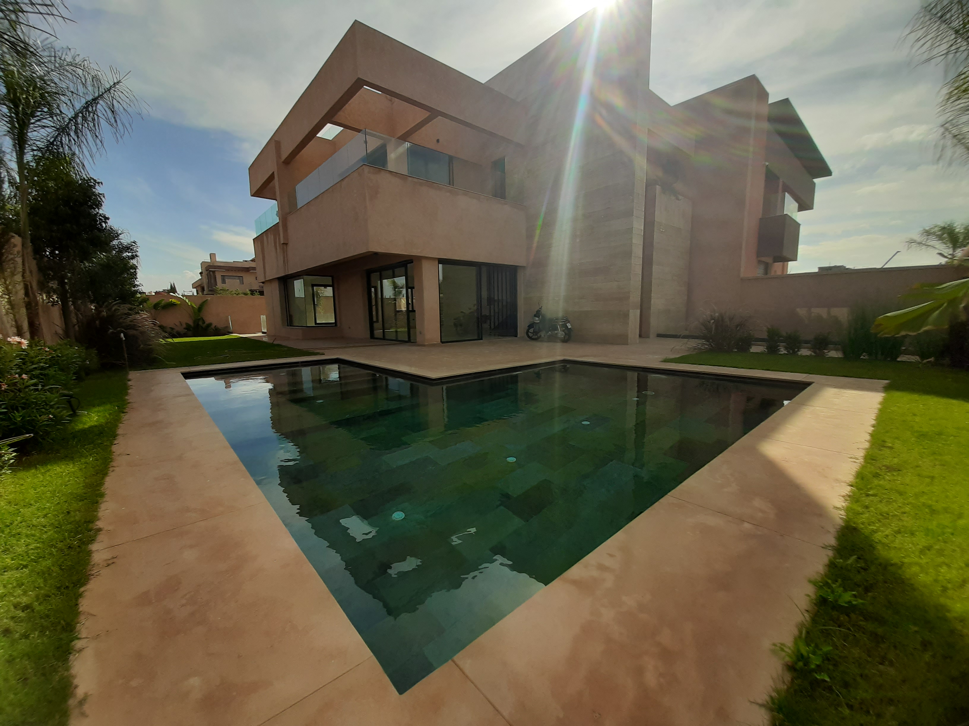 Luxueuse villa neuve à vendre à l'Agdal Marrakech - Photo 3