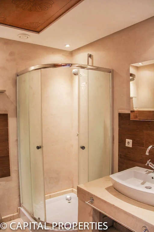 location longue duree appartement victor hugo marrakech - Photo 9