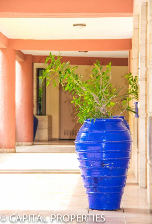 Location longue durée appartement avec terrasse a Majorelle Marrakech - Photo 23