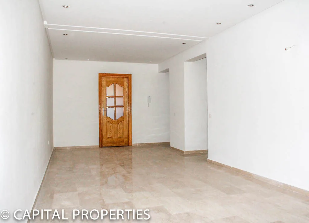 Location longue duree lumineux Appartement Avenue Hassan 2 - Photo 2
